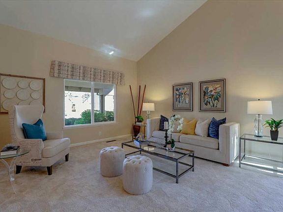 5th image of 790 Carrywood Way