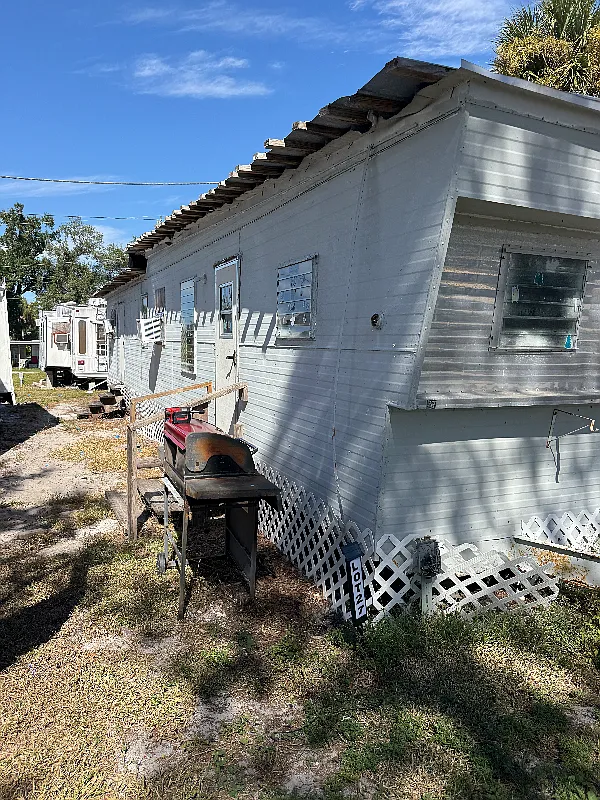 Cozy 2 bedroom mobile home — Photo 1