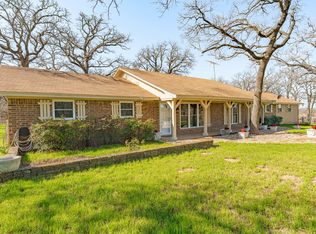 102 Shady Oak Dr, Weatherford, TX 76087