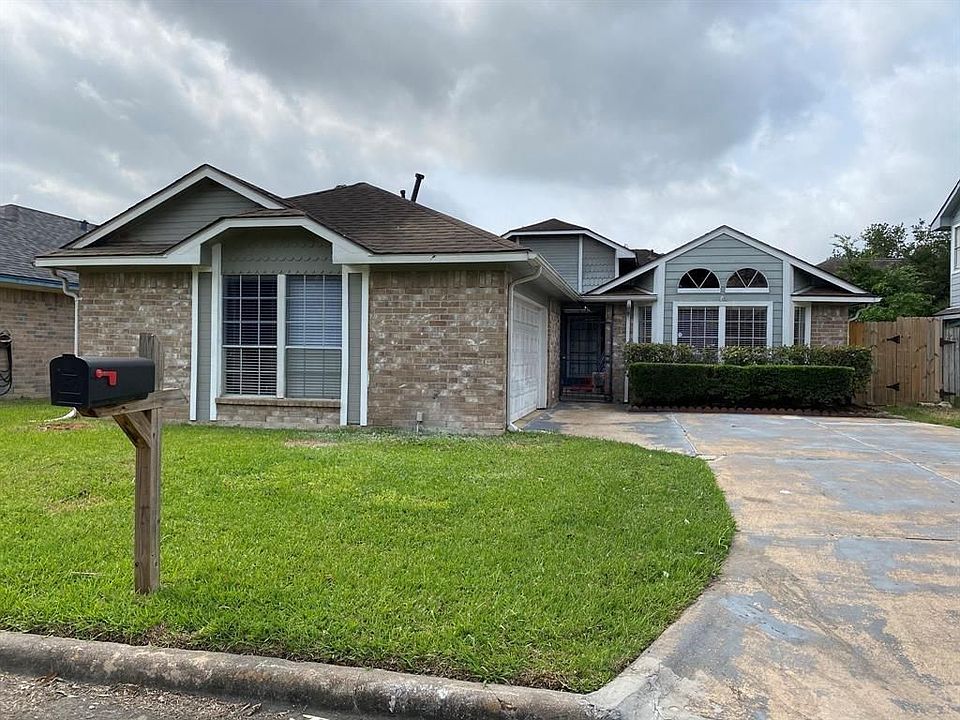 1st image of 12711 Ashford Brook Dr