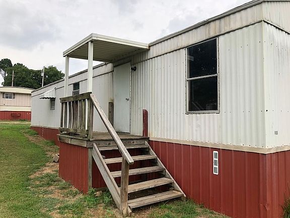 5th image of 225 Community Dr Lot 9