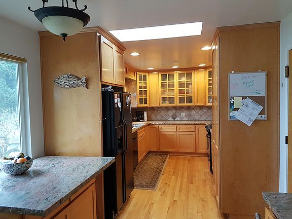 5th image of 1581 E Branch Rd