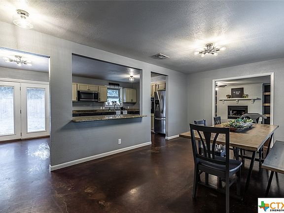5th image of 3008 Montana Dr