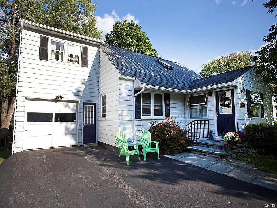 1st image of 220 Hunt Dr
