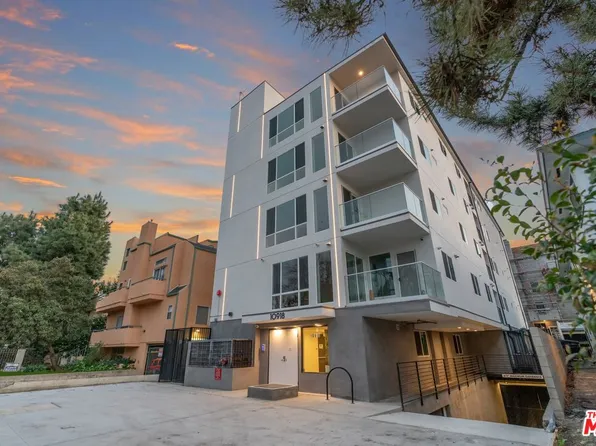 10918 Camarillo St #403, North Hollywood, CA 91602