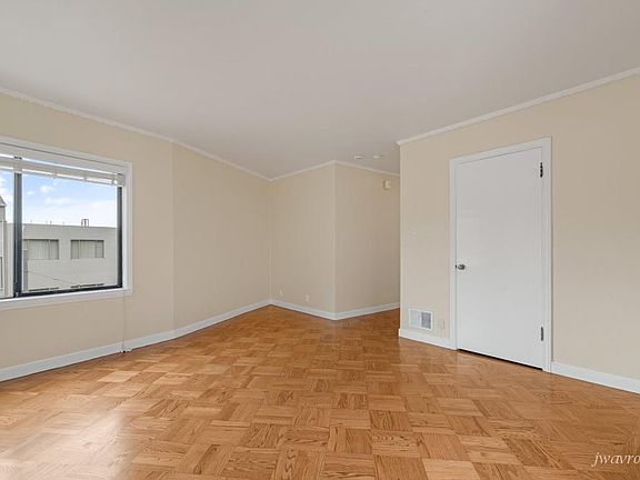 3rd image of 401 Corbett Ave #J-3