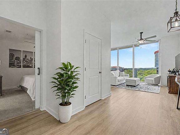 2nd image of 3300 Windy Ridge Pkwy SE Unit 1007