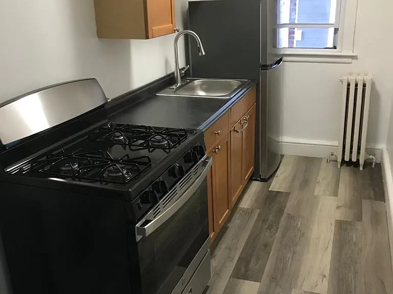 41 South Angell — Photo 7