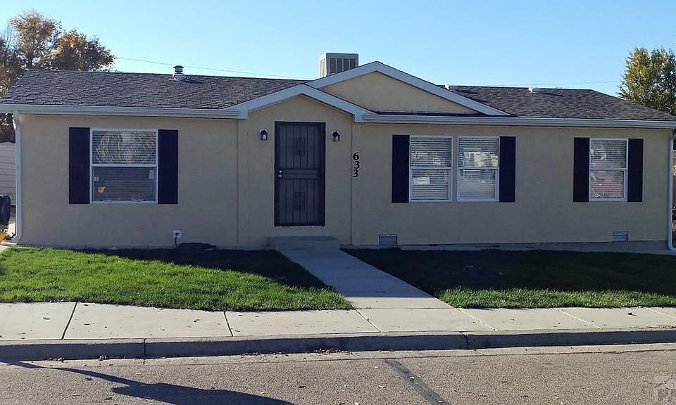 1st image of 633 Ardath Ln