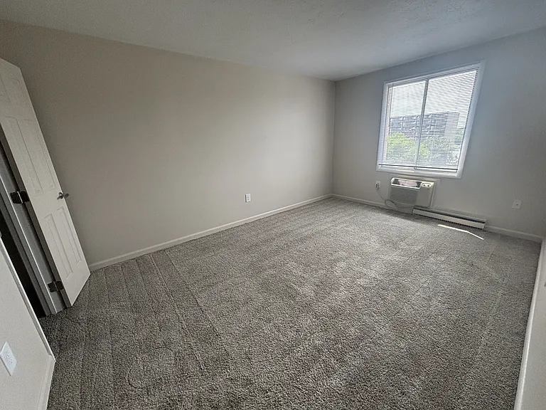 Hummingbird Pointe & The Gardens — Photo 29