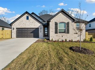 1502 Christman St, Pea Ridge, AR 72751