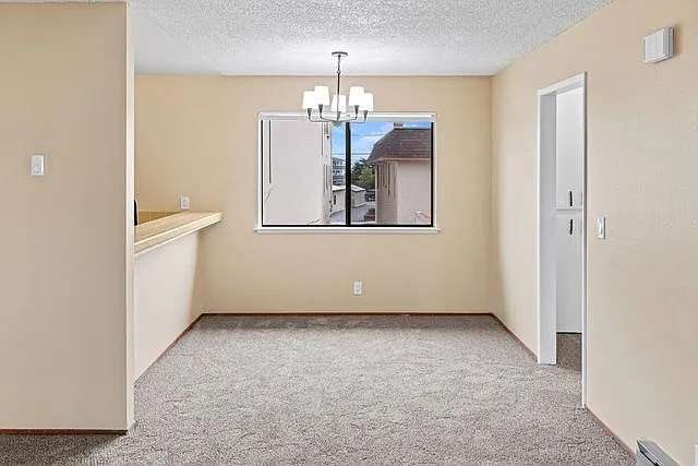 Park Plaza Apartments — Photo 20