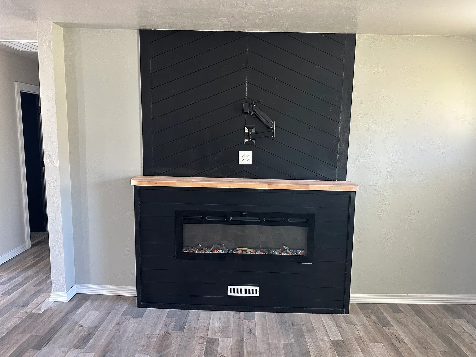 2 bed, 900 sqft, $1,475 — Photo 3