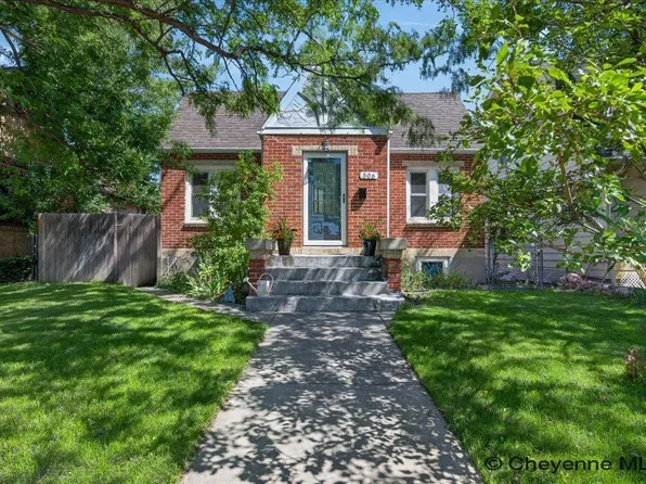 306 E 3rd Ave, Cheyenne, WY 82001