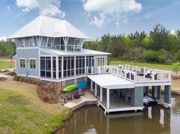 5 Channelside, Lumberton, MS 39455