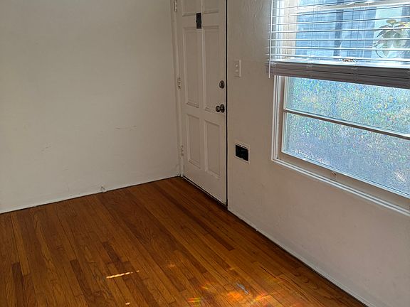 3rd image of 2566 B St