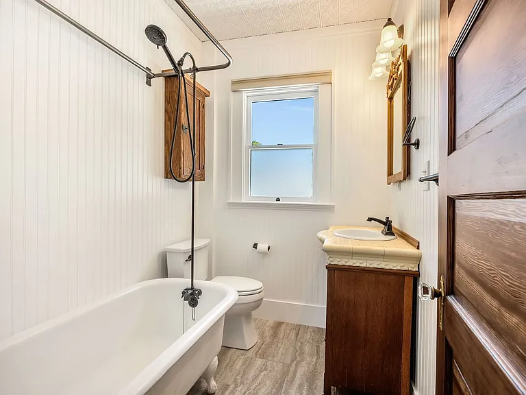 1939 Irving Ave A, Astoria, OR 97103 — Photo 24