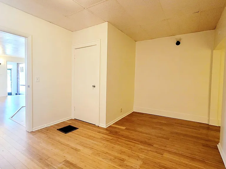 804 S 27th St #804 — Photo 7