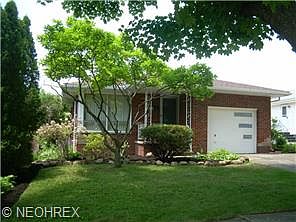 1st image of 1824 Thornapple Ave