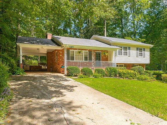 3rd image of 107 Tranquil Ave