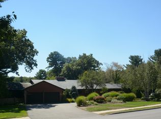 58 William St, Andover, MA 01810