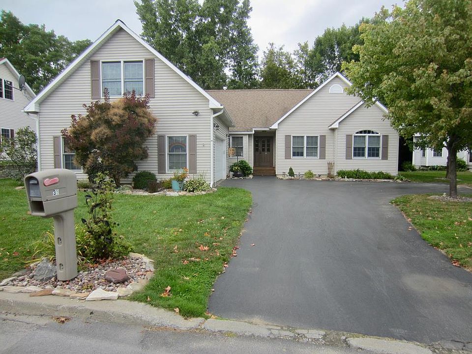 1st image of 35 Flaglar Dr