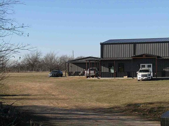 3rd image of 782 Ray Rd