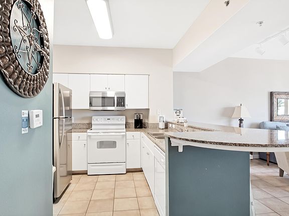 4th image of 9900 Thomas Dr Unit 316