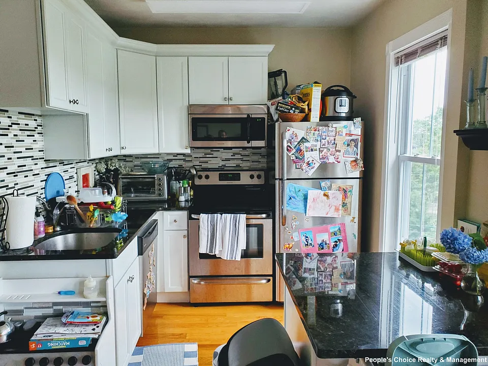 11 Vinal Ave #3A