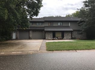 6386 Lynn Way, Woodbury, MN 55129