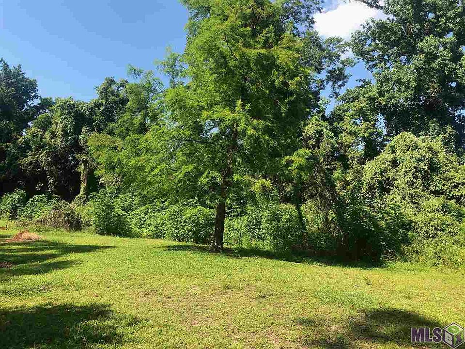 2nd image of 1324 Valverda Rd