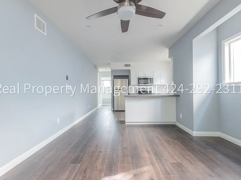 1352 E 23rd Street — Photo 7