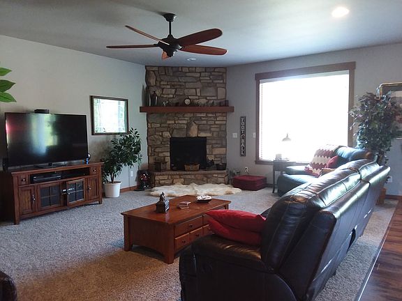 4th image of 3123 292nd St S