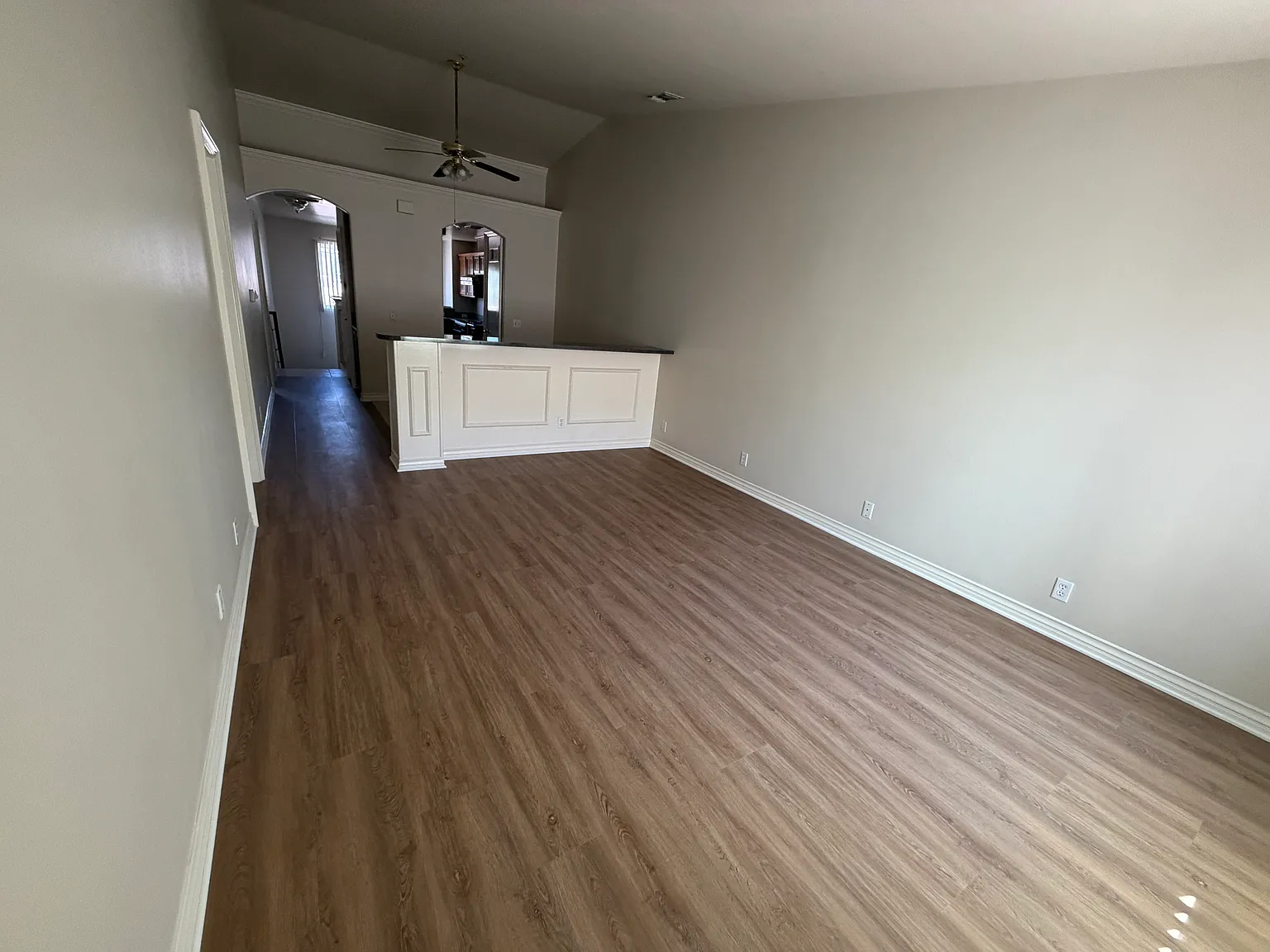 Walnut Grove Ave, Rosemead — Photo 1