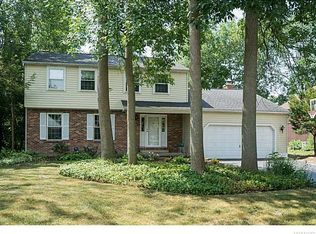 127 Woodshire N, Getzville, NY 14068