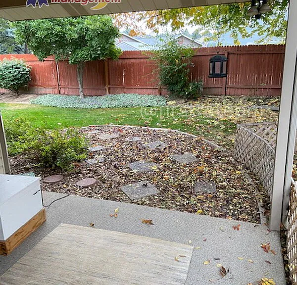 2063 E Lochmeadow Ct — Photo 11