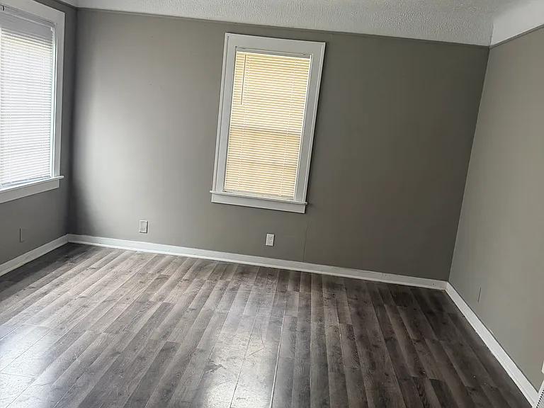 3320 Carter St — Photo 1