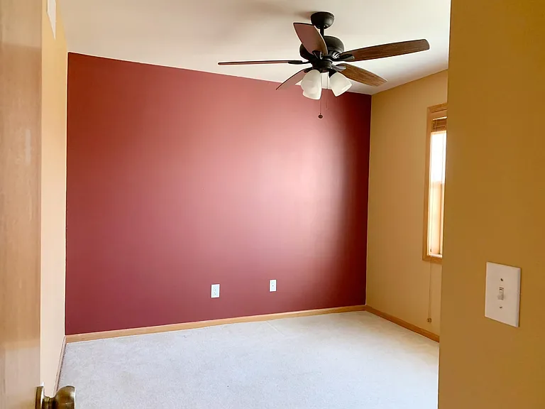 1643 Okeeffe Ave — Photo 16