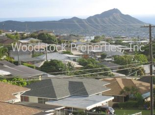 2046 Oswald St, Honolulu, HI 96816