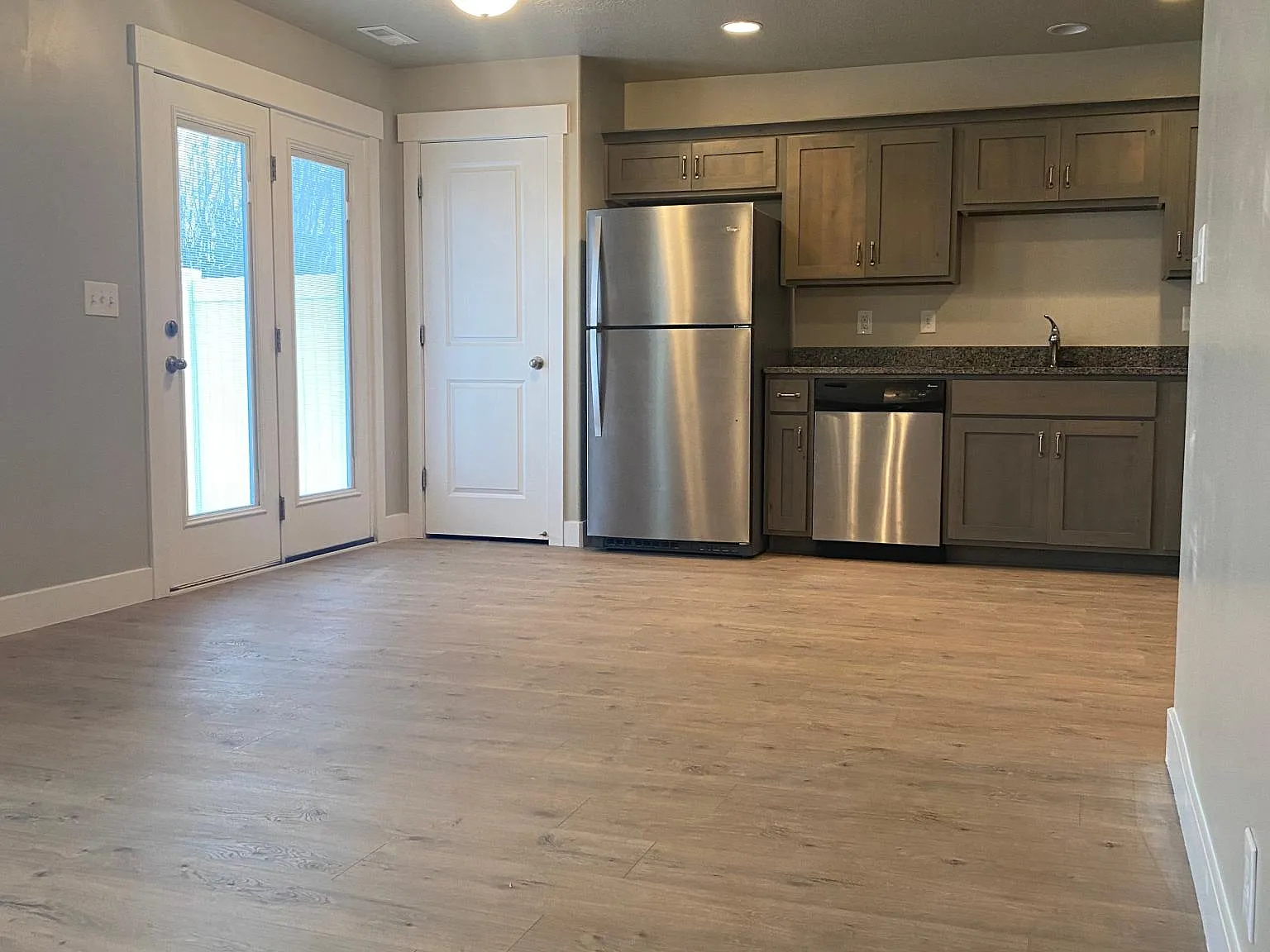 3 bed, 1339 sqft, $1,750 — Photo 3