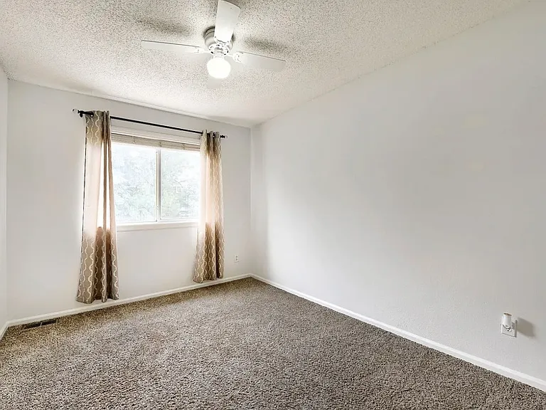 5106 Weeping Willow Cir — Photo 10