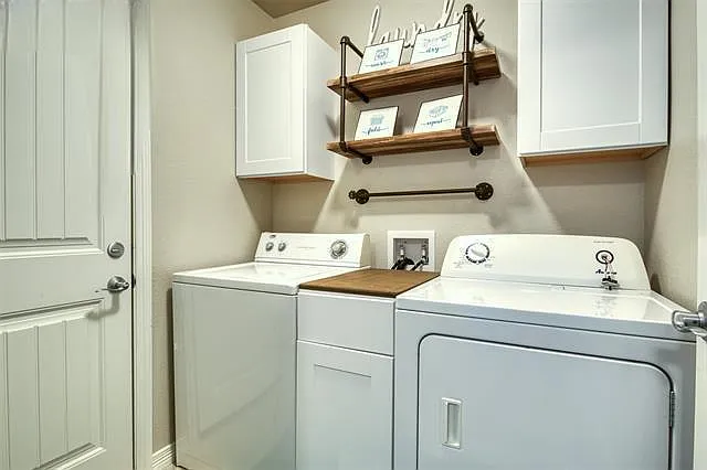 11944 Eagle Crest Ct — Photo 4