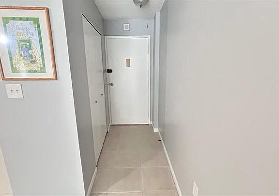 5th image of 1239 Vermont Ave NW APT 204