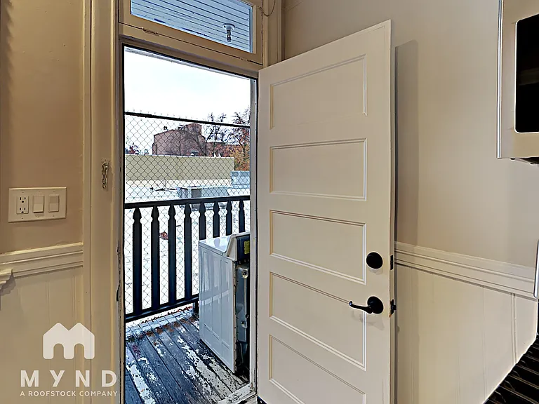 821 14th St #B — Photo 15