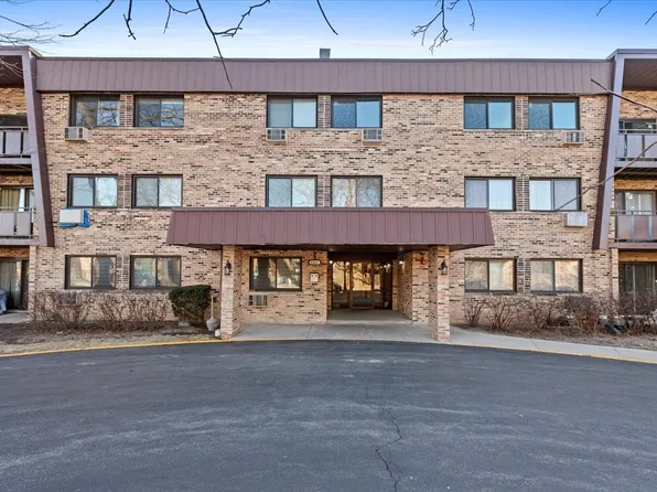 2604 N Windsor Dr Unit 209, Arlington Heights, IL 60004
