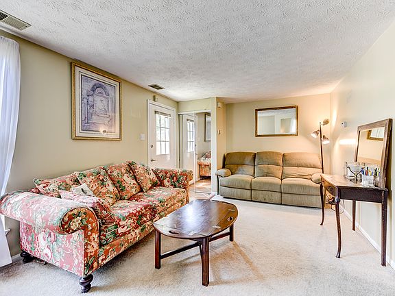 5th image of 513 Pensacola Dr