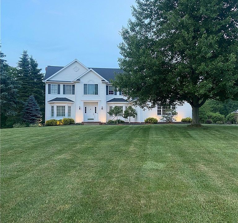 1st image of 3880 Willow Brook Dr