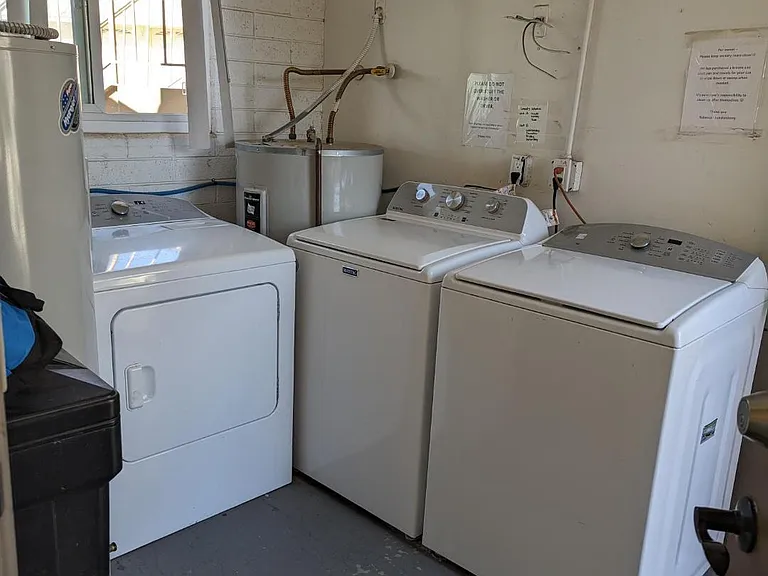 245 Geronimo Ln N #C — Photo 3