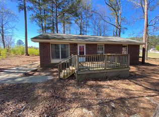 101 Tracechain Rd, Greenwood, SC 29646