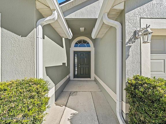 2nd image of 3262 Chica Cir